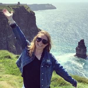 Meet your Posher, Elizabeth